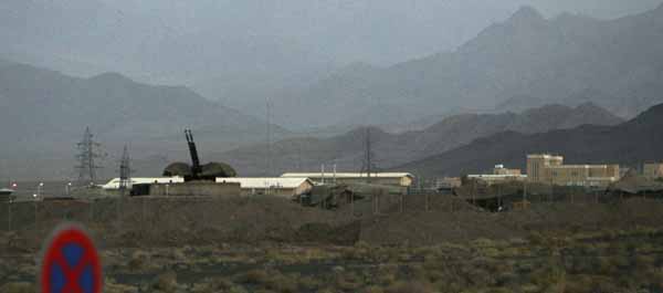 An anti-aircraft gun position is seen at Iran's nuclear enrichment facility in Natanz, Iran, in this Sept. 2007 file photo. (AP Photo/Hasan Sarbakhshian, File)